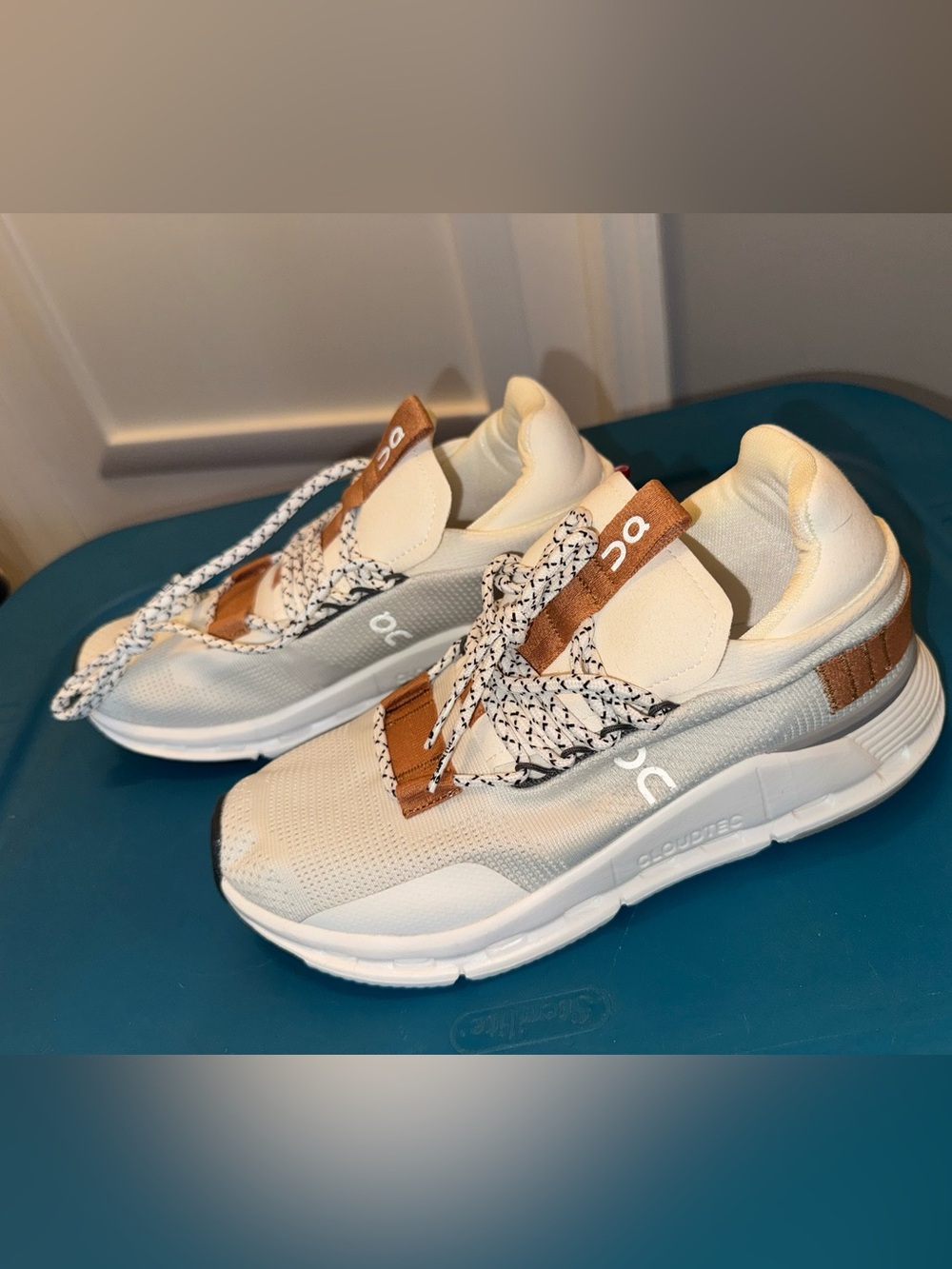 On Cloud Running White Sneakers with Tan Accents - Picture 2 of 7